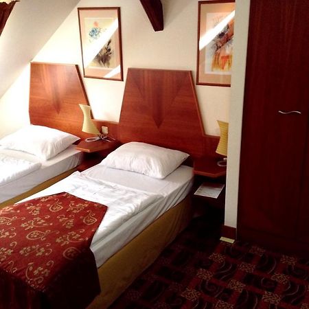 Old Town Bed & Breakfast Ceske Budejovice Ngoại thất bức ảnh