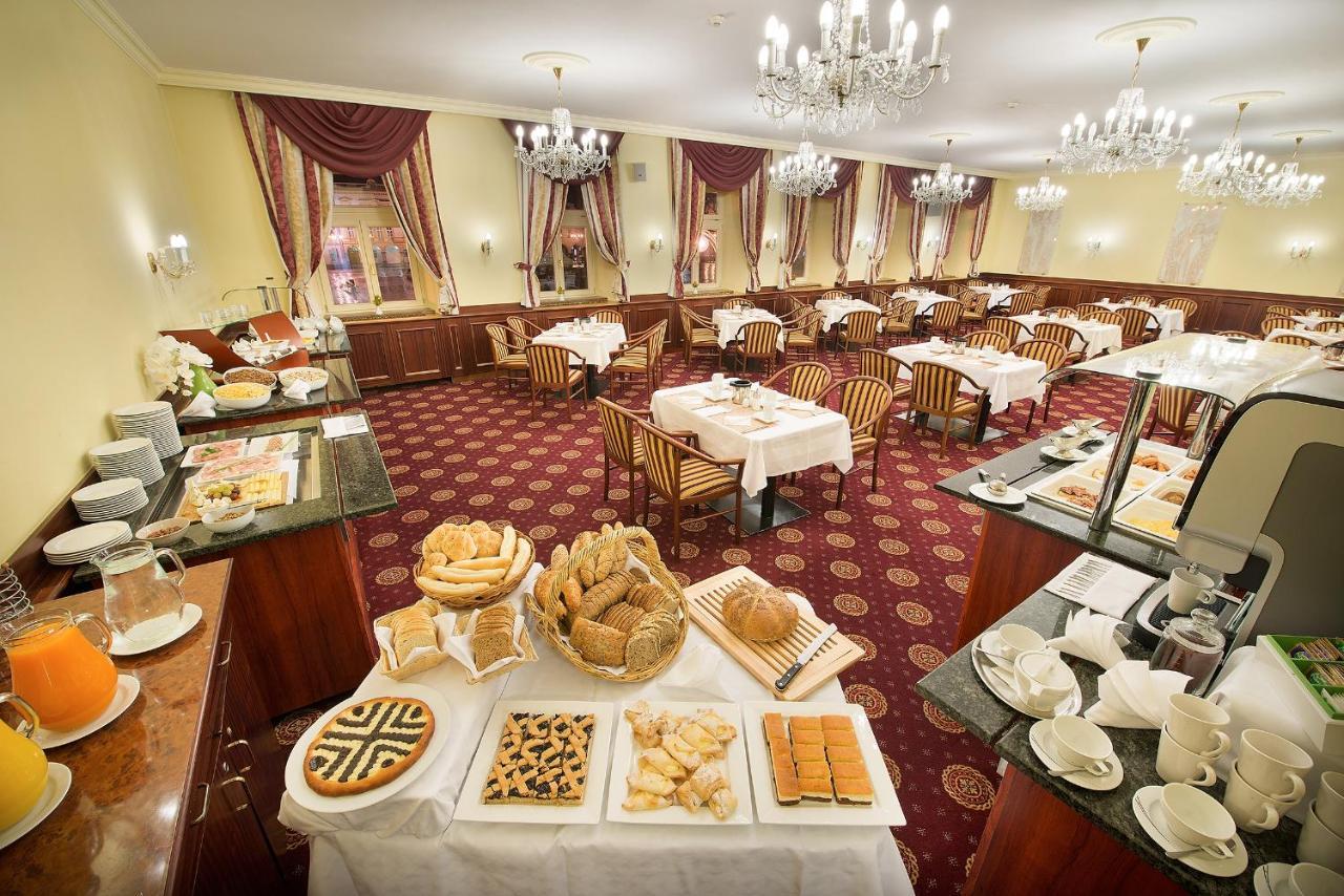 Old Town Bed & Breakfast Ceske Budejovice Ngoại thất bức ảnh