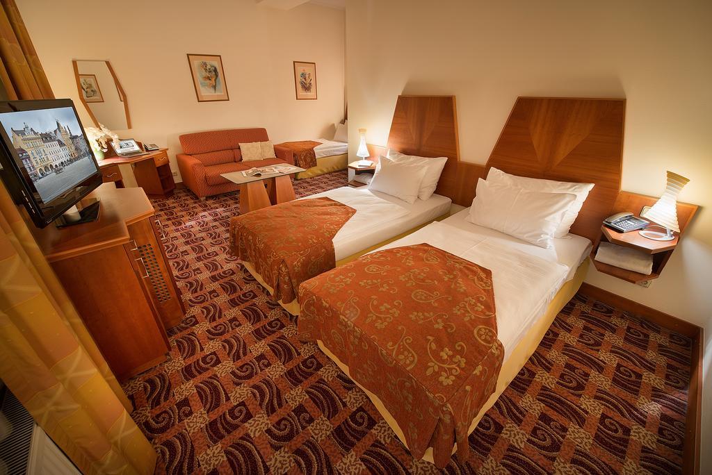 Old Town Bed & Breakfast Ceske Budejovice Ngoại thất bức ảnh