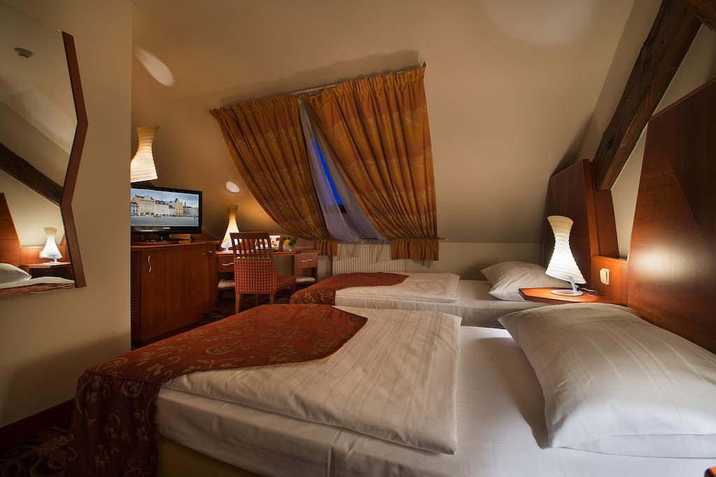 Old Town Bed & Breakfast Ceske Budejovice Ngoại thất bức ảnh